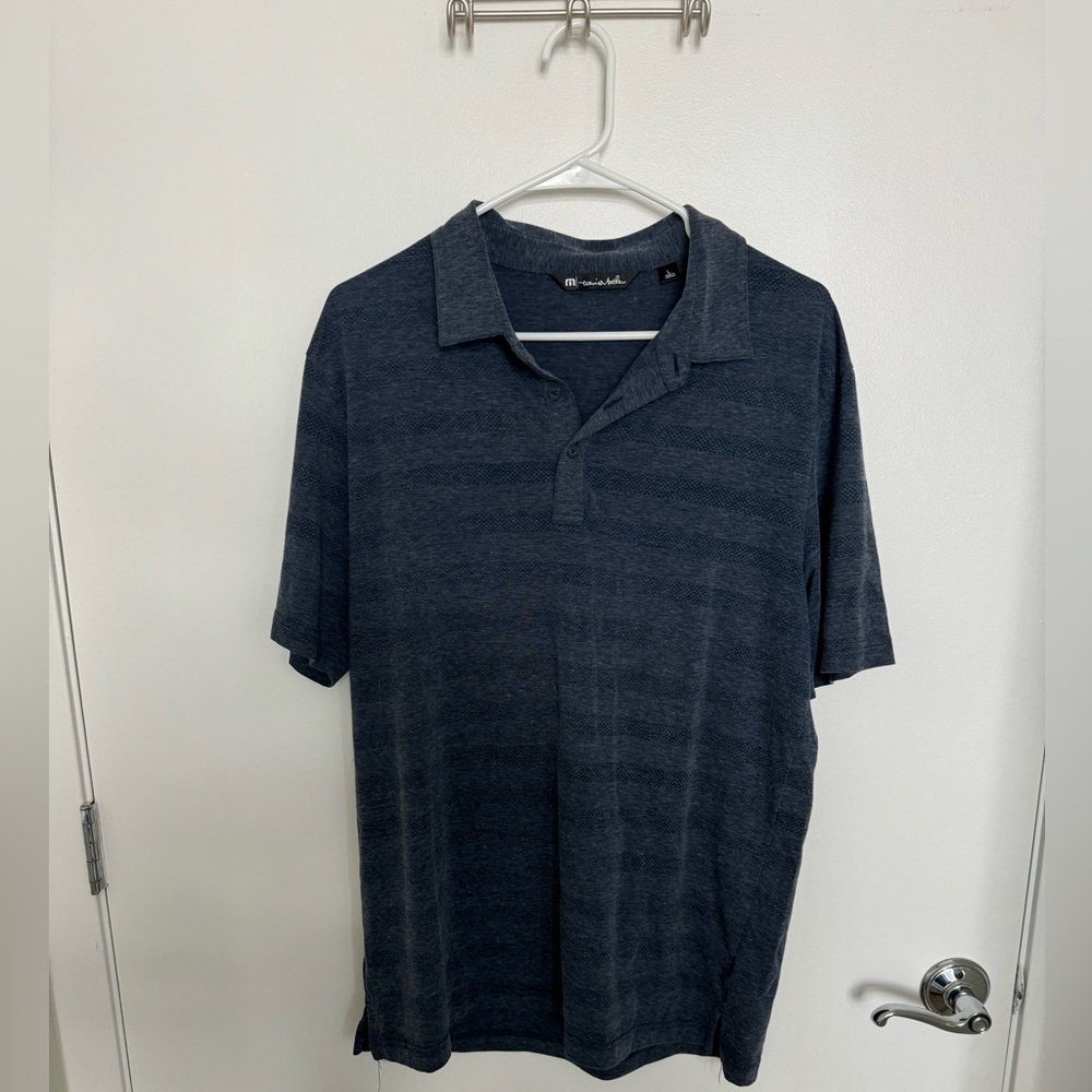 Travis Mathew size L shirt